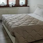 Casa Vacanza Sant O,Rsola